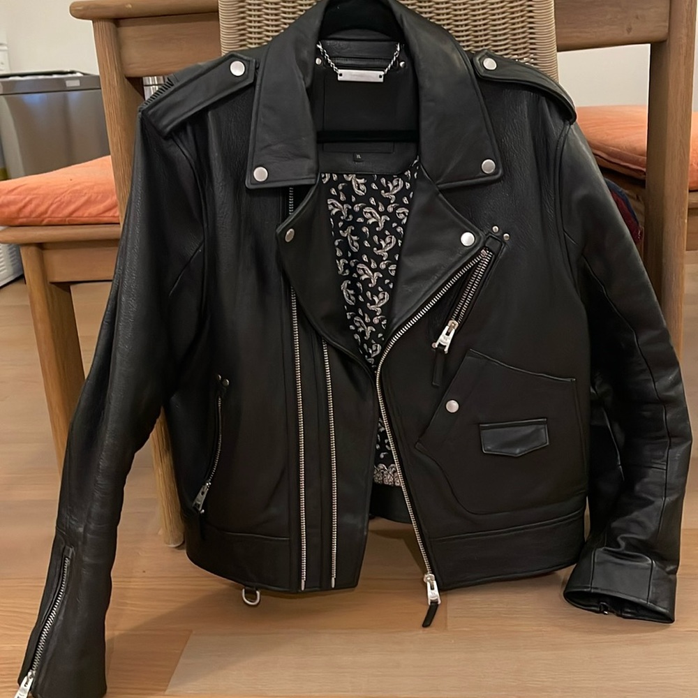 Bodaskins Men’s Leather Jacket